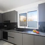 Mandali 20 - Fully Renovated Paralimni