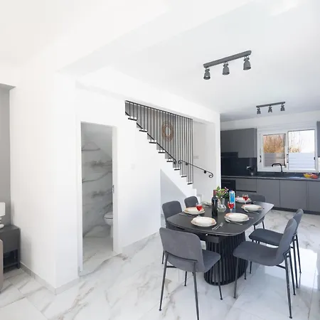 فيلة Mandali 20 - Fully Renovated *